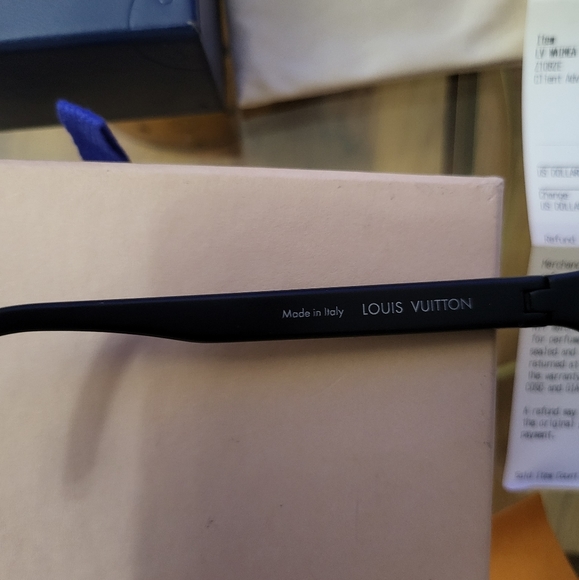 Authentic Louis Vuitton Waimea Sunglasses - Picture 10 of 12